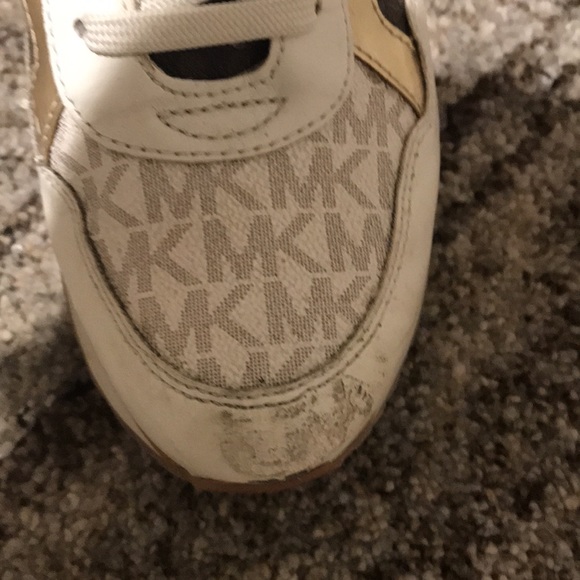 Micheal Kors Shoes - Picture 8 of 11